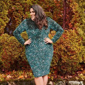 PLUS SIZE Roxy Earle Le Chateau Green leopard Animal Velvet Shiny Disco dress